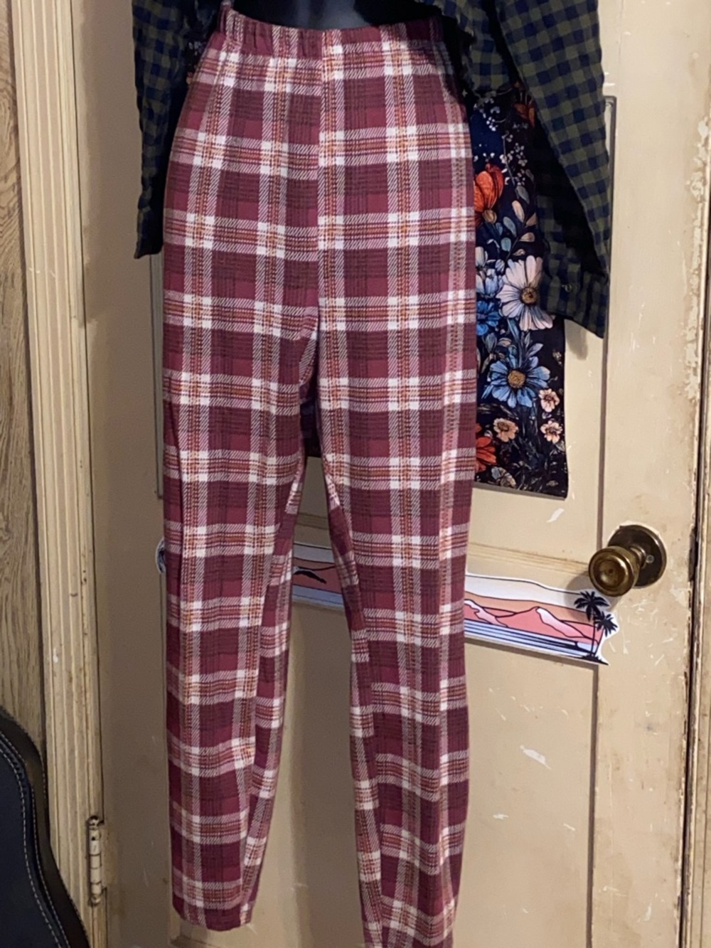 MAUVE PLAID LEGGINGS Pink Heavy Forever 21